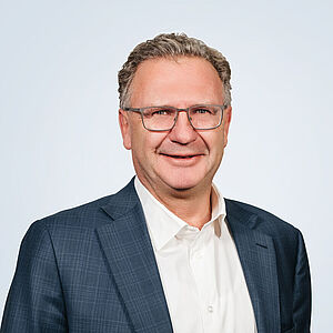 Prof. Oliver Herkommer